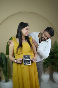 Maternity Photoshoot in Varanasi