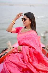 photographer in banaras